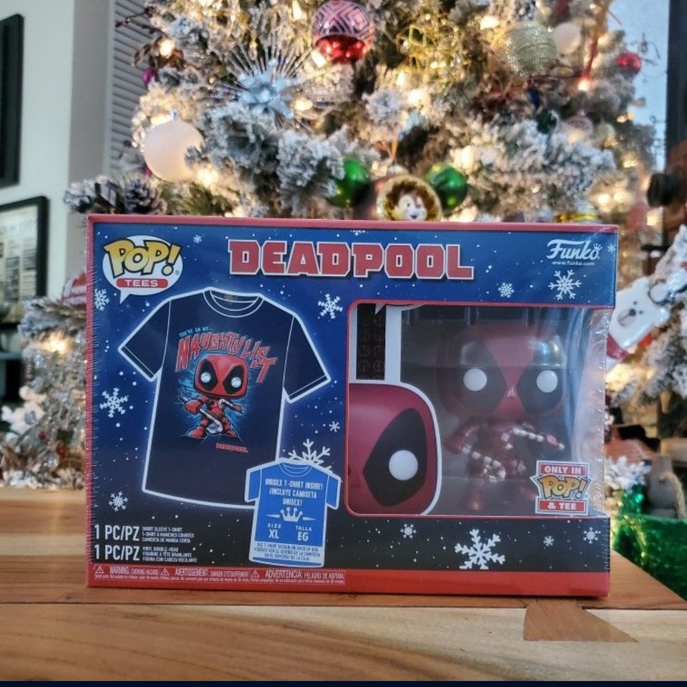 Deadpool Funko Pop and XL tshirt Marvel Holiday